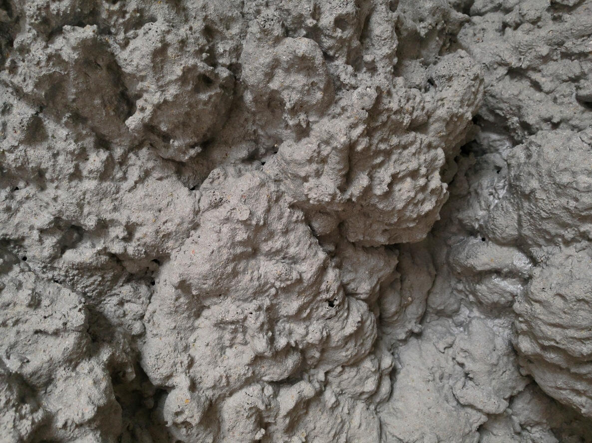 EVENT_HORIZON_STOYAN_DECHEV_LAVINIA_DINIZ_FREITAS_FRIEZE_SCULPTURE_APERTOARTS_LAVINIDINIZFREITAS_FRIEZE